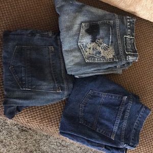 3 pairs of jeans